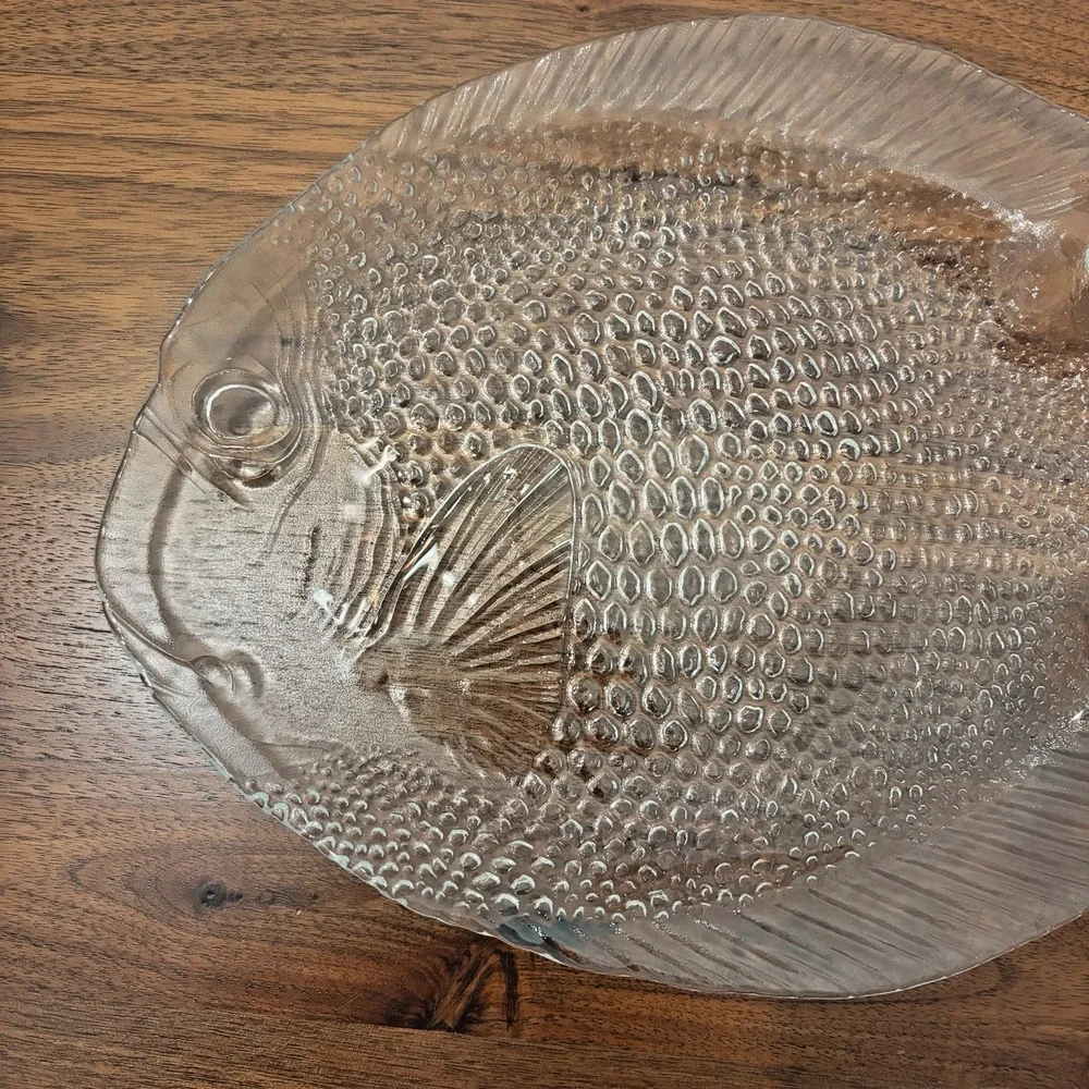 Fish Shaped Plates 
